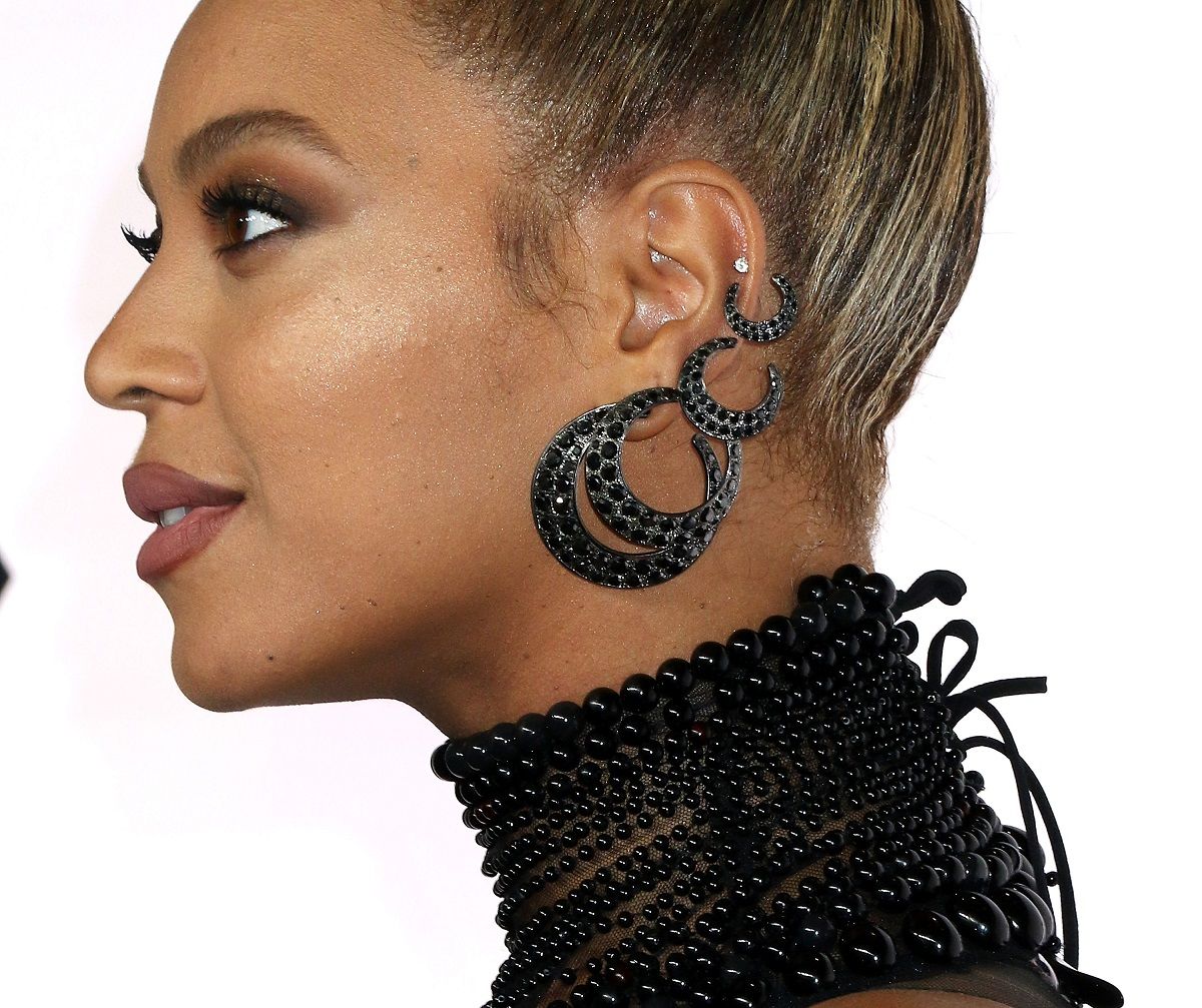 Όλα όσα μάθαμε για τα εντυπωσιακά piercing της Beyonce - Marie Claire.
