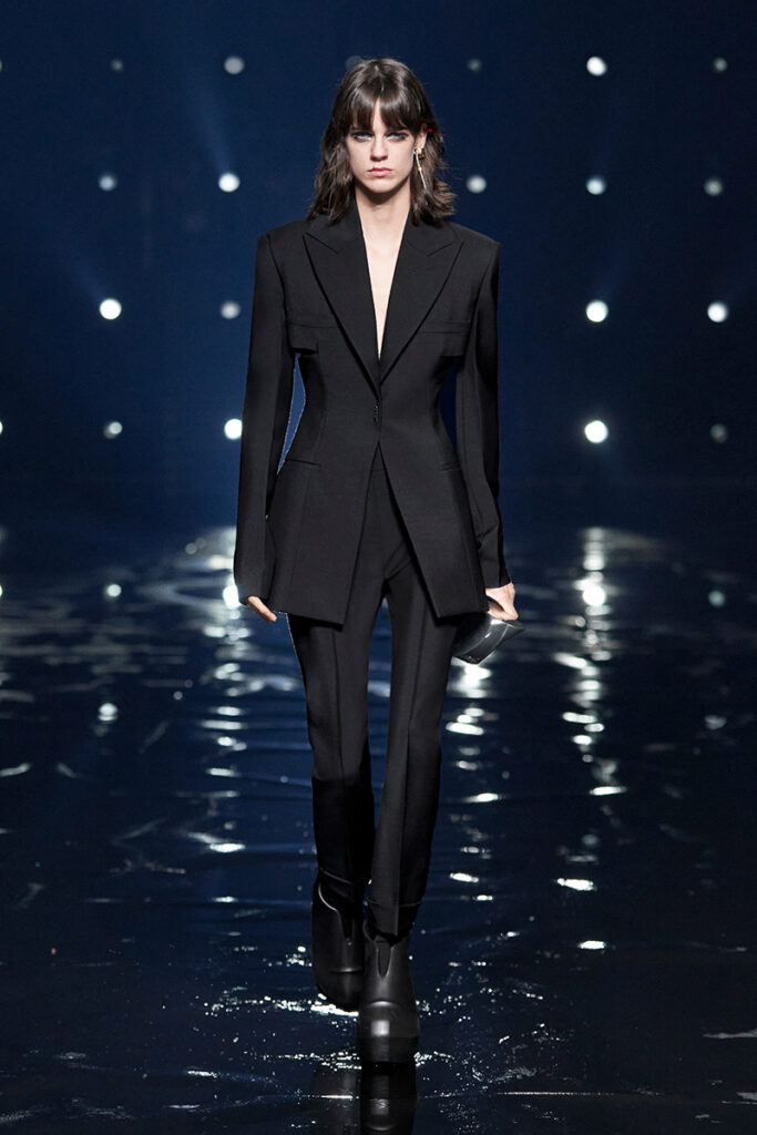 Τα ωραιότερα looks από την Εβδομάδα Μόδας του Παρισιού