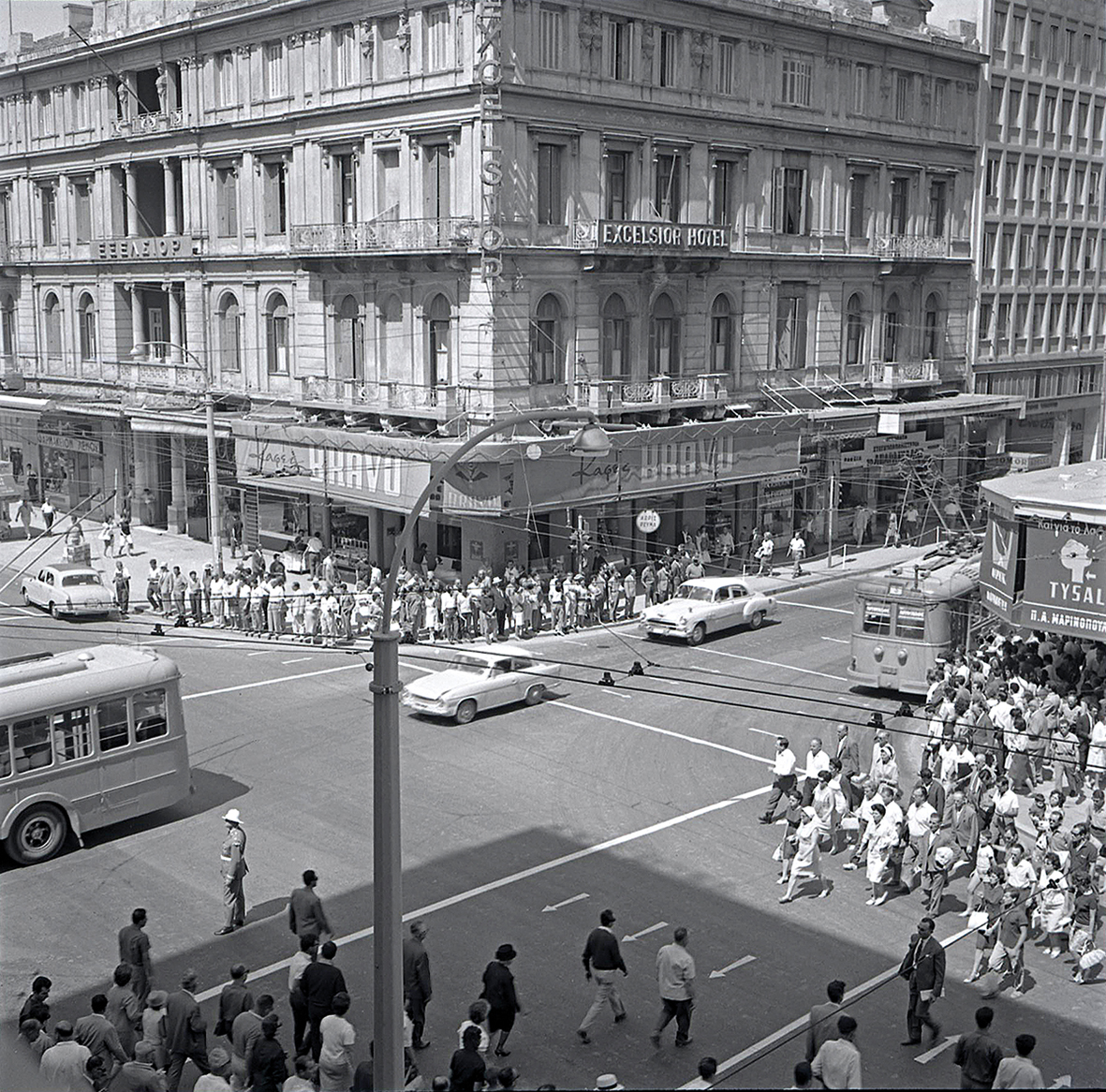 Η Αθήνα των 60s μέσα από 10 φωτογραφίες! Όπως την απαθανάτισε η Κατερίνα Ζωιτοπούλου - Μαυροκεφαλίδου