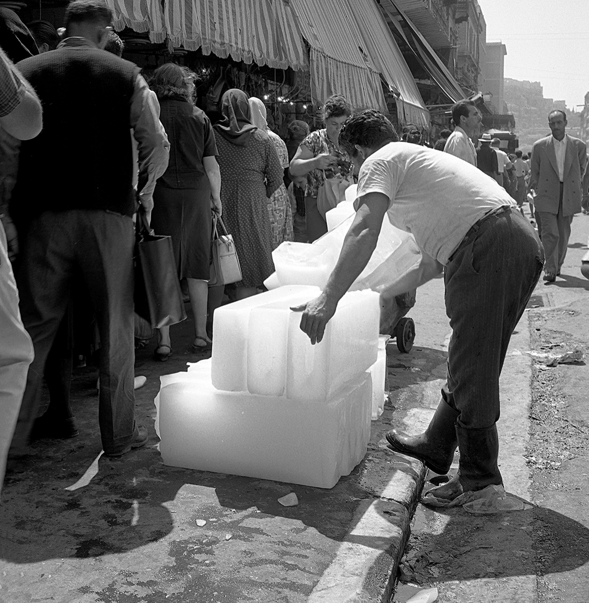 Η Αθήνα των 60s μέσα από 10 φωτογραφίες! Όπως την απαθανάτισε η Κατερίνα Ζωιτοπούλου - Μαυροκεφαλίδου