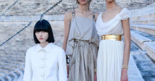 Dior: Live όσα έγιναν στο show Cruise 2022 στο ...