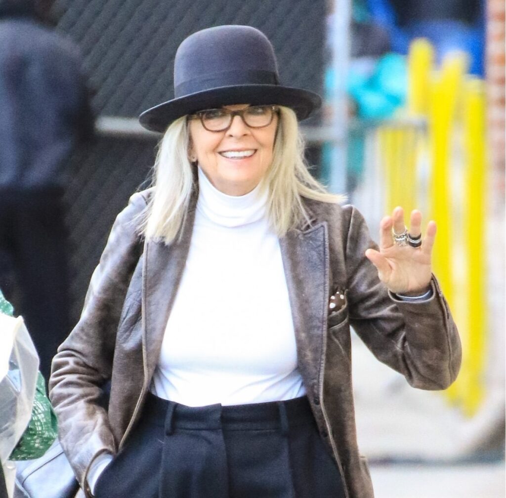 Μήπως ονειρεύομαι;": Η Diane Keaton "το ζει" στο καινούριο v...