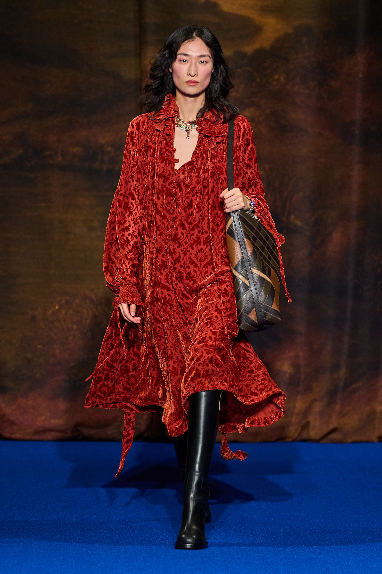 Τα ωραιότερα look από την Εβδομάδα Μόδας του Λονδίνου