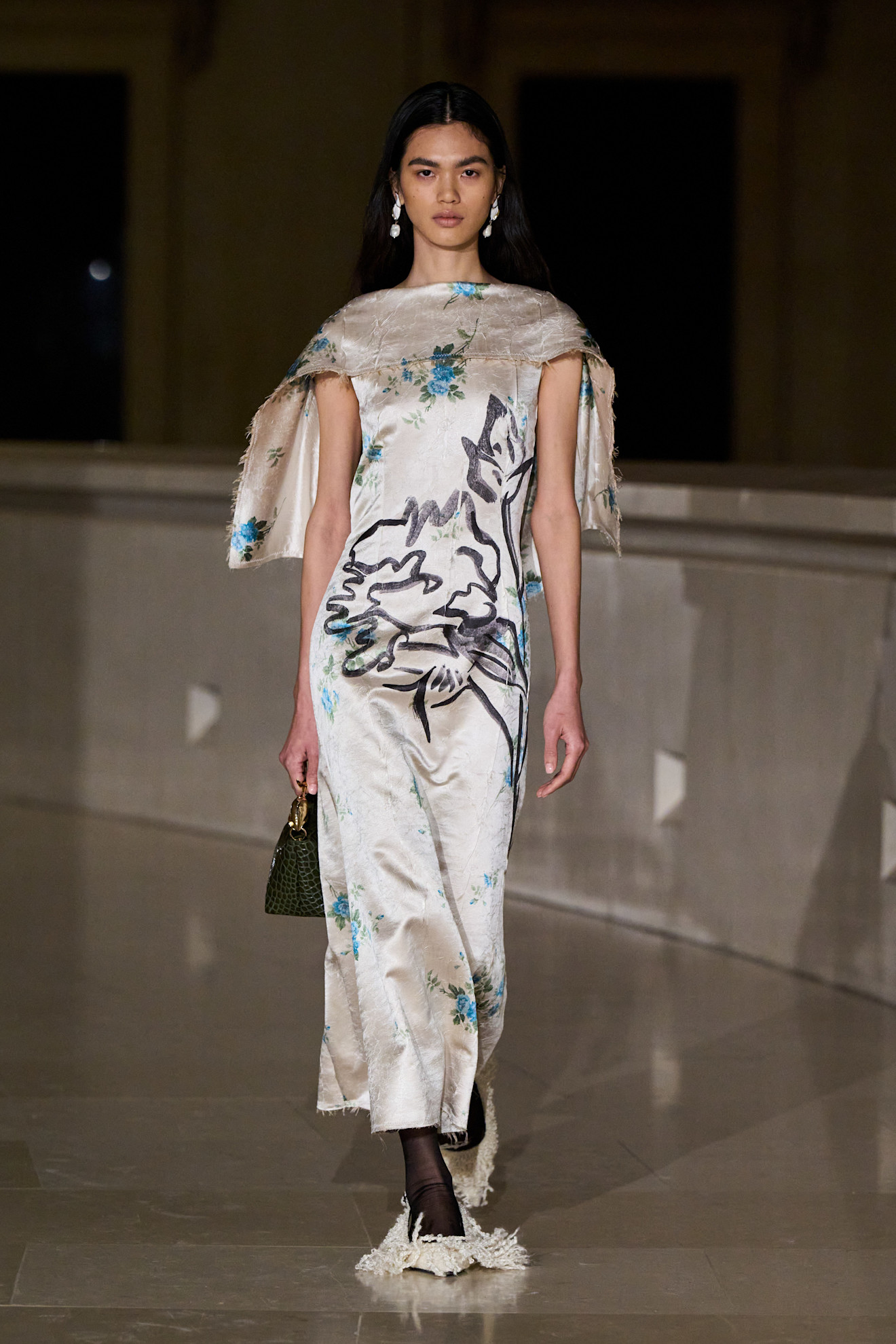 Τα ωραιότερα look από την Εβδομάδα Μόδας του Λονδίνου