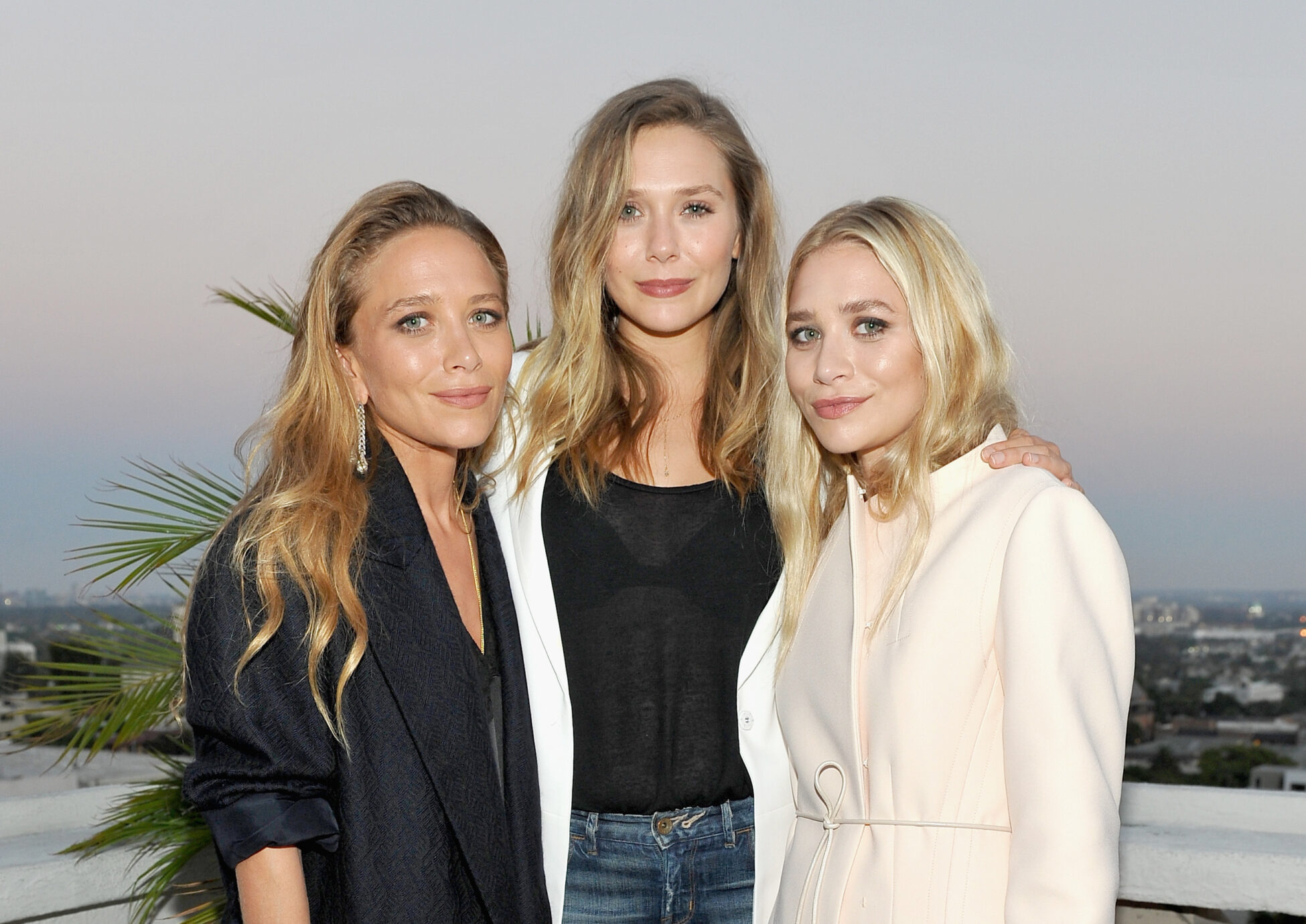 elizabeth olsen, ashley and mary kate GettyImages-583767598 (1)
