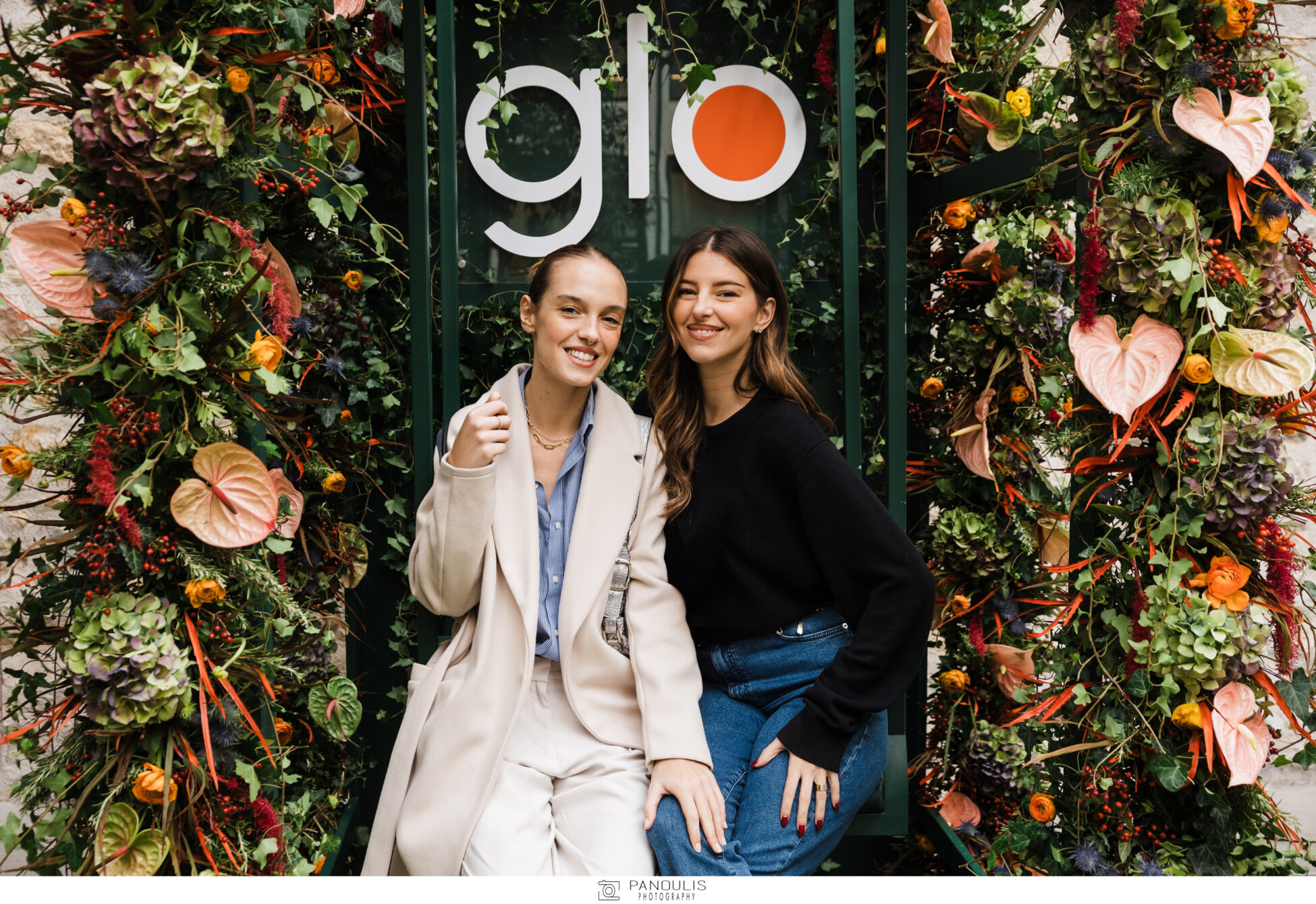 PAN_0203 Michaela Kravarik και Χαρά Παππά