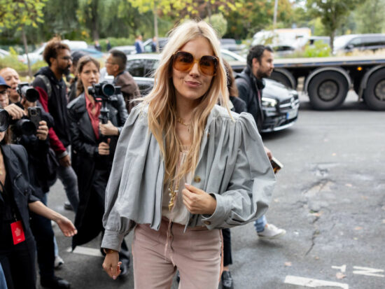 Chloe: Outside Arrivals – Paris Fashion Week – Womenswear Spring-Summer 2025