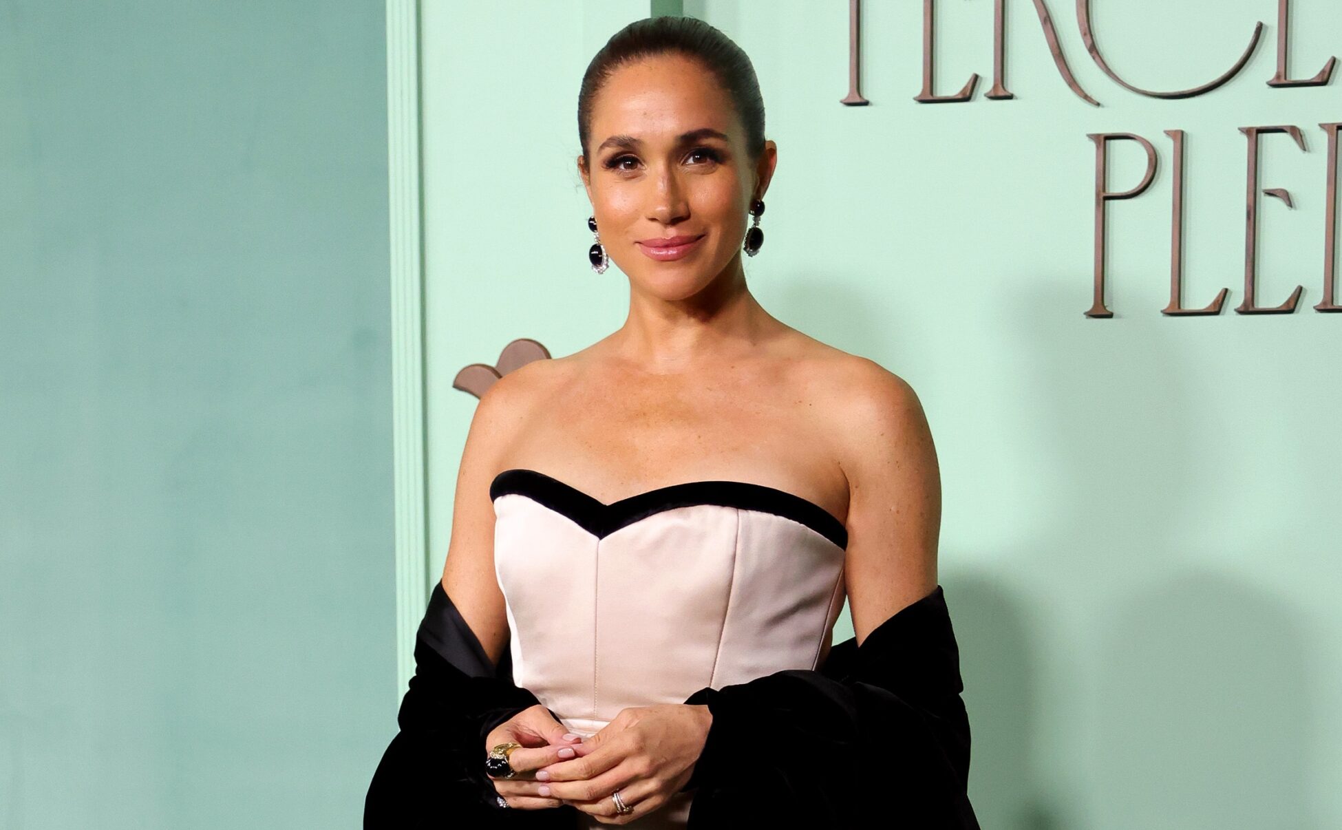 Annual Fifteen Percent Pledge Fundraising Gala Honoring Ms. Tina Knowles