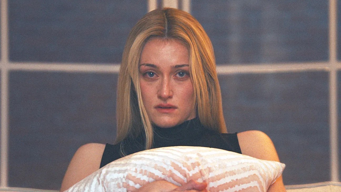 Love Story Carolyn Bessette episode 8