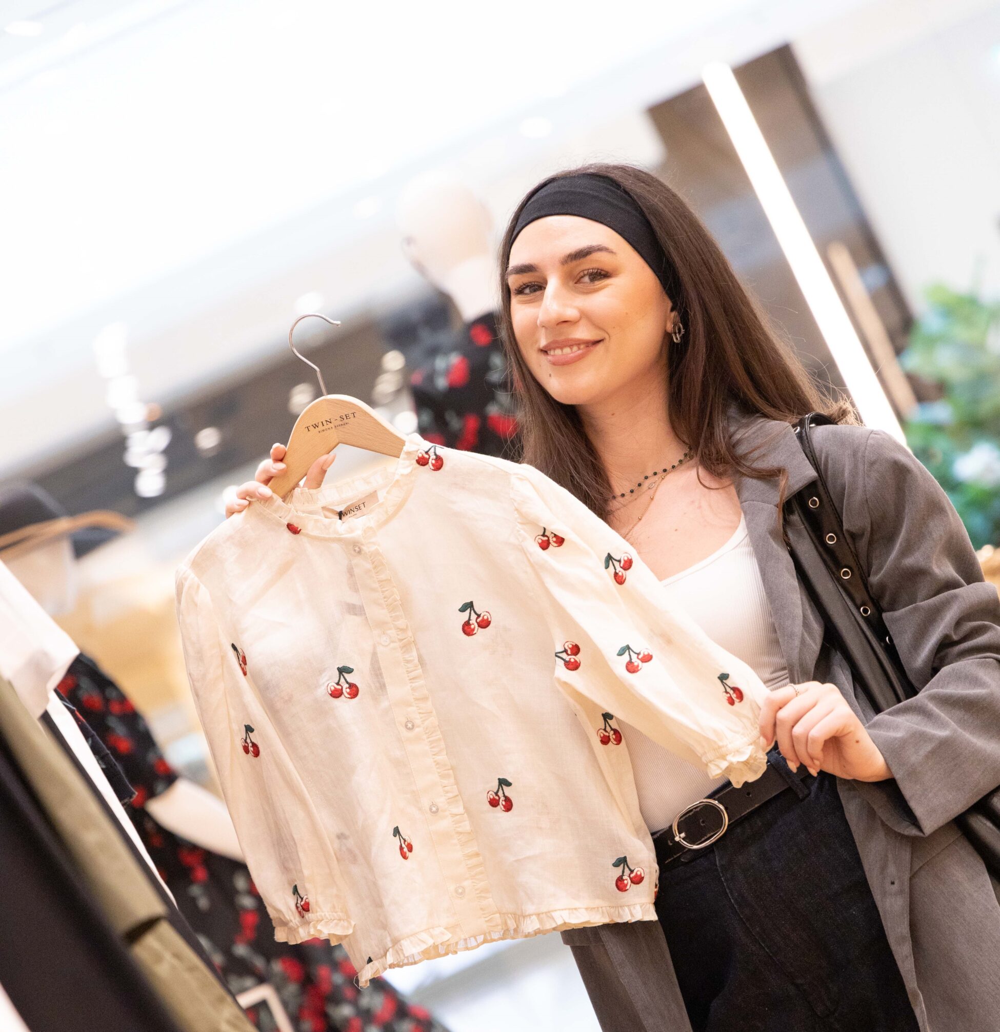 golden hall mc-84423