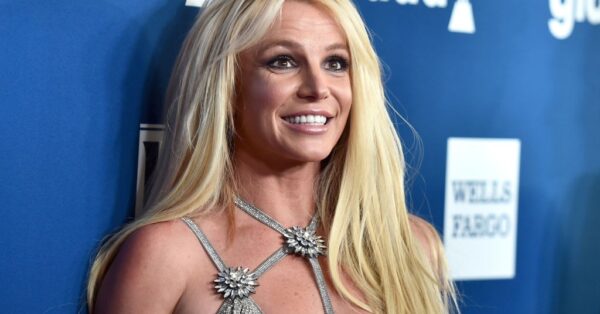 Britney Spears: Σε πρόγραμμα αποκατάστασης μετά τη σύλληψη για οδήγηση υπό την επήρεια αλκοόλ