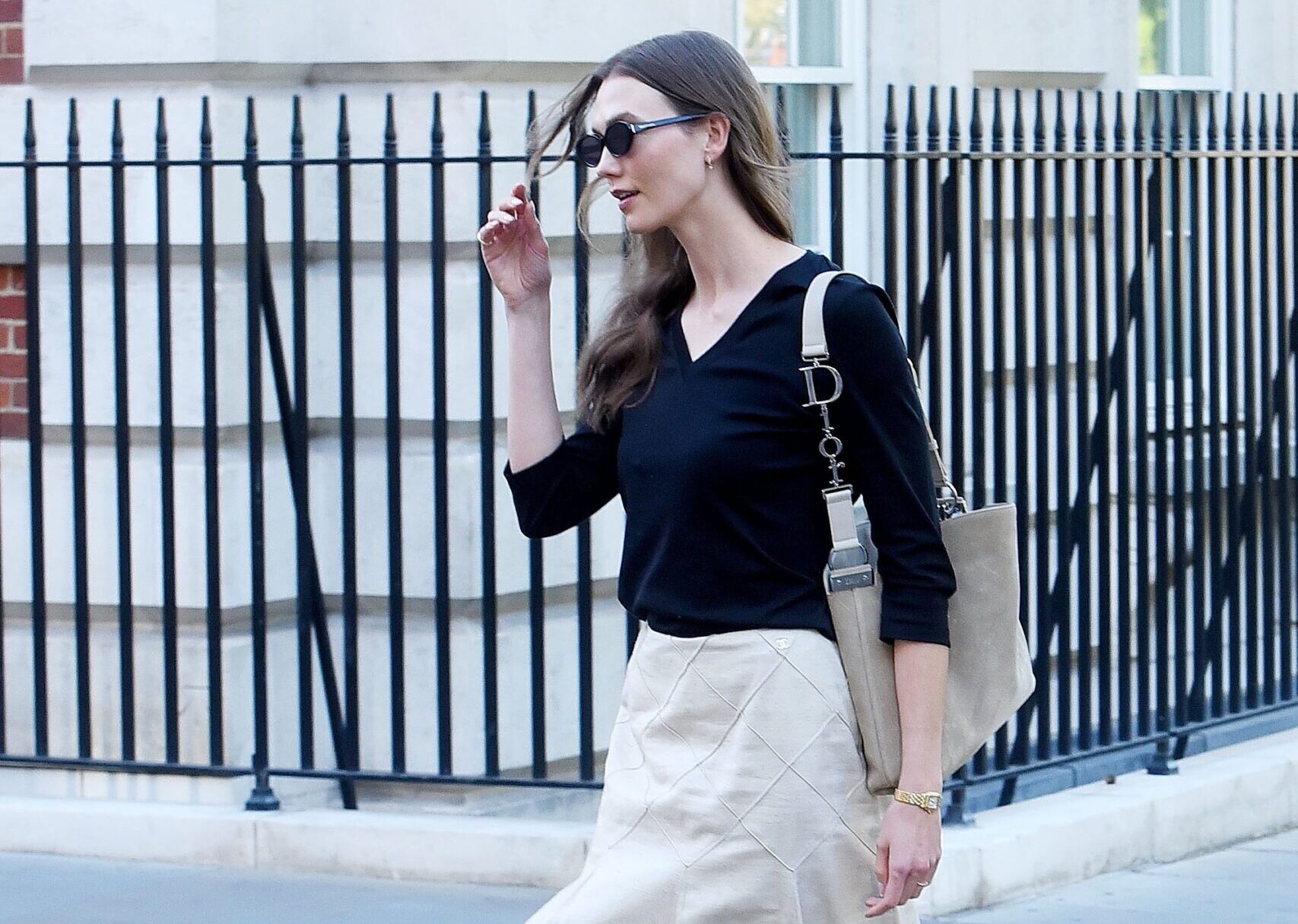 Supermodel Karlie Kloss Seen Out and About