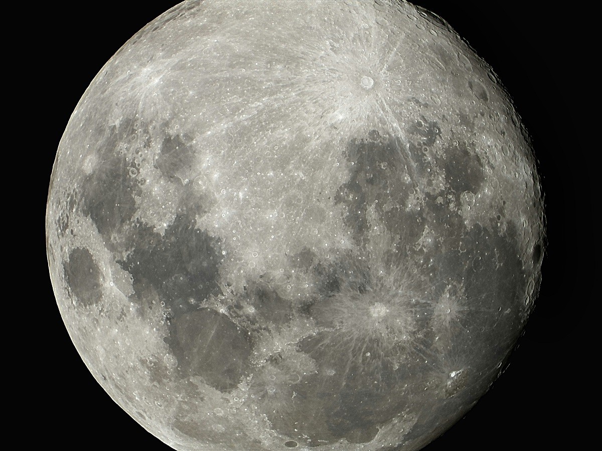 michael-juQlTL1KnUc-unsplash