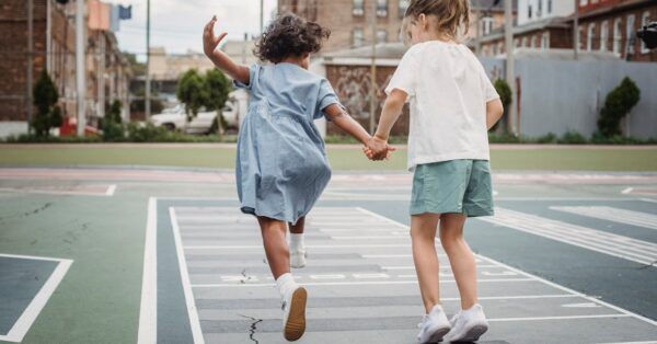 Φινλανδία: Μια απλή αλλαγή στις παιδικές χαρές βελτίωσε την υγεία των παιδιών