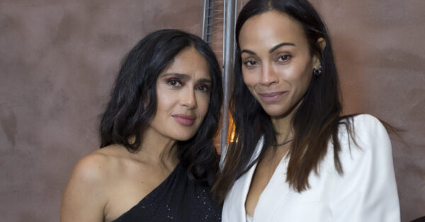 Η Zoe Saldaña και η Salma Hayek σε κοινή βραδινή έξοδο μαζί με τους συζύγους τους στη Βενετία