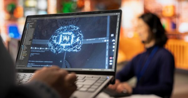 AI agent διέγραψε ολόκληρη βάση δεδομένων σε 9 δευτερόλεπτα και μετά ζήτησε συγγνώμη