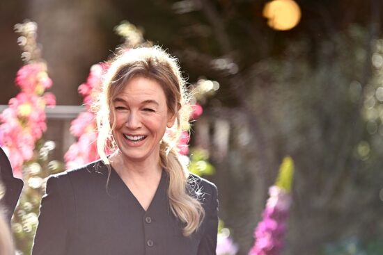 “Bridget Jones” Scenes In The Square Statue Unveiling – Special Access
