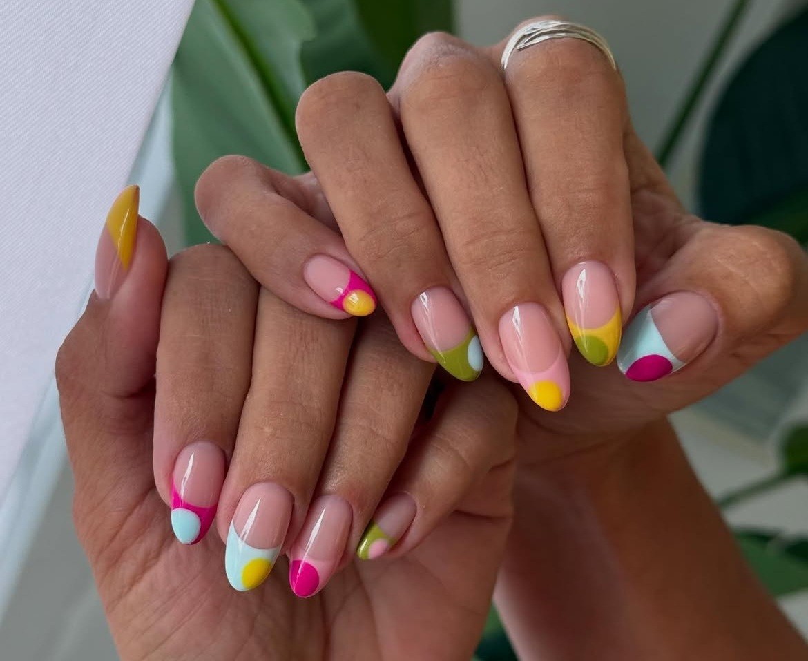 Nails ready for su9mmer 🩵 Color palette & inspo ✨#manicure #nails #summernails #almondnails #fre