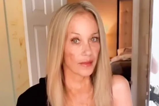 Christina-Applegate-
